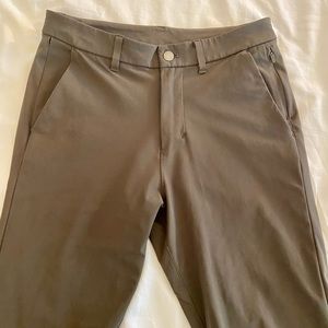 Lululemon Mens Commission Skinny Fit Trouser | Size 30